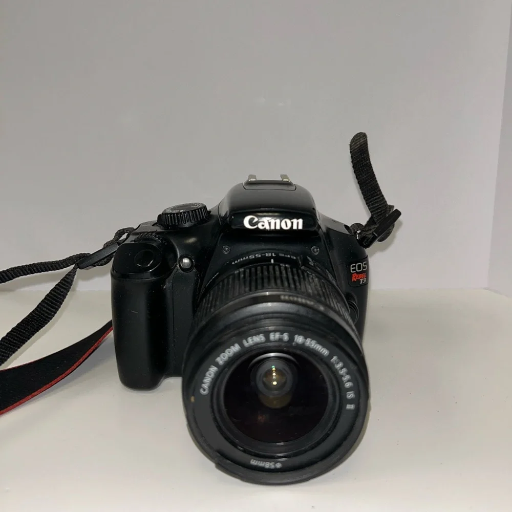 Canon EOS Rebel T3 Digital SLR Camera